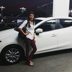 Meet your Posher, Alexis